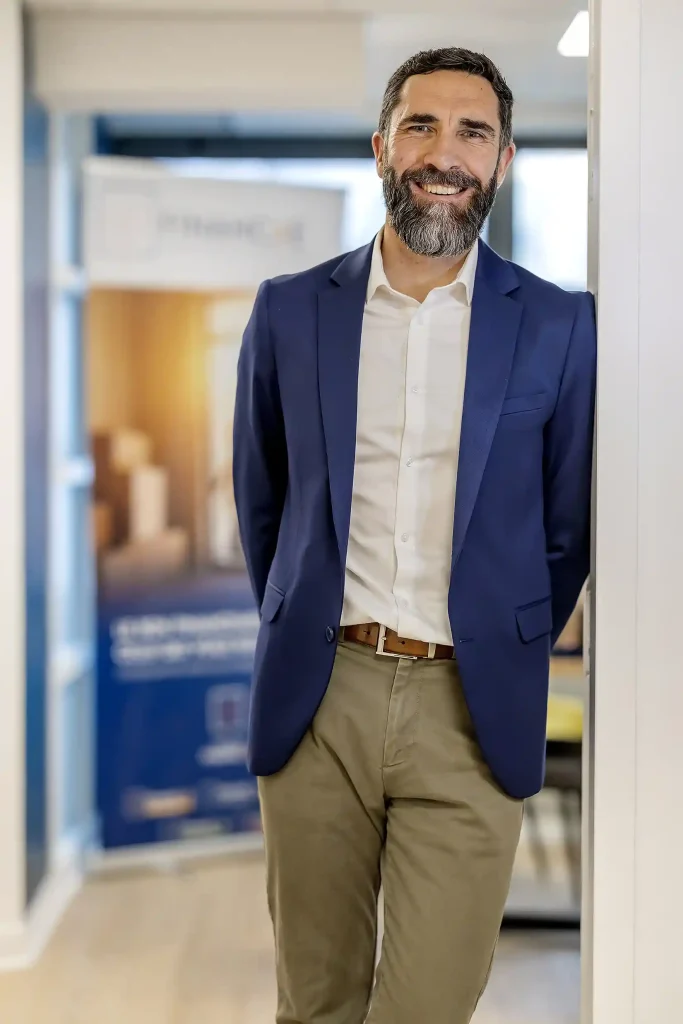 Financae_Arturin_11dec2025_Portrait_BD_13 copie